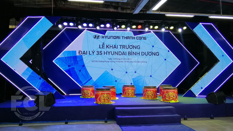 0-Le-khai-truong-dai-ly-3S-Hyundai-Binh-Duong-chothuemanhinhledfcl